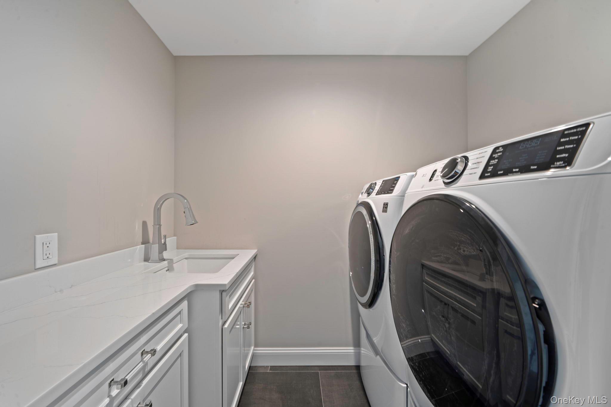 64 Blydenburgh Road, Centereach, NY 11720