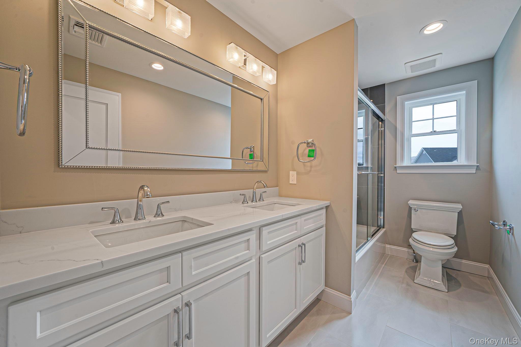 64 Blydenburgh Road, Centereach, NY 11720