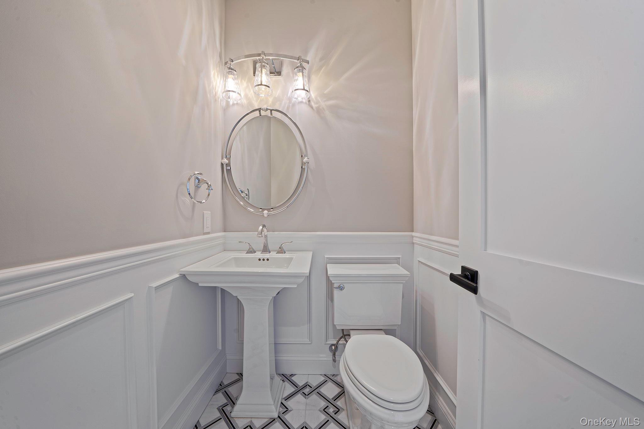 64 Blydenburgh Road, Centereach, NY 11720