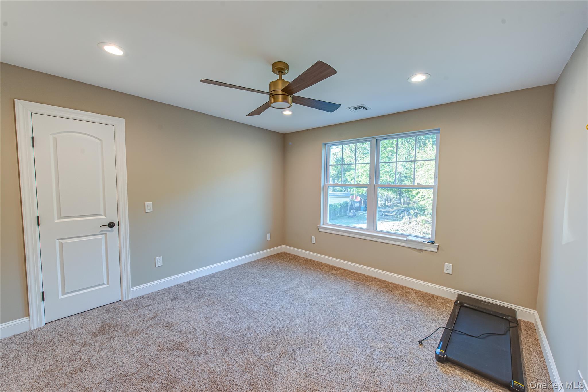 64 Blydenburgh Road, Centereach, NY 11720