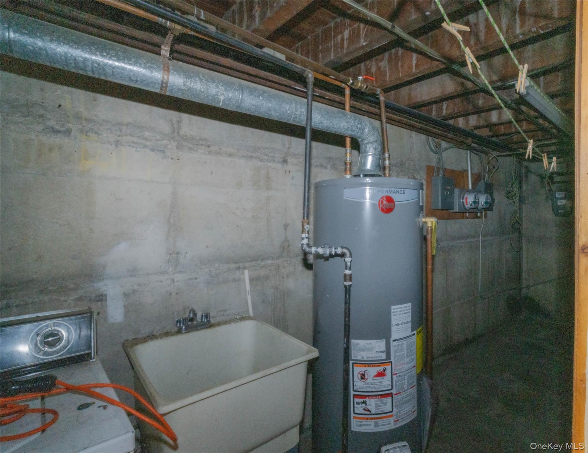 565 E 81st Street, Brooklyn, NY 11236