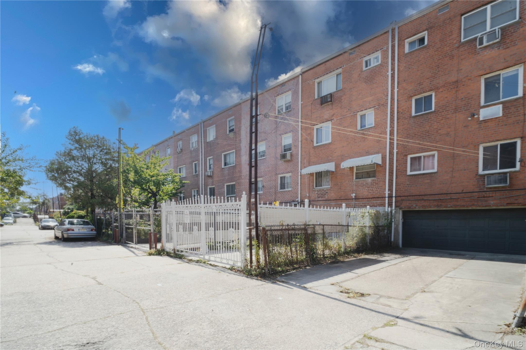 565 E 81st Street, Brooklyn, NY 11236