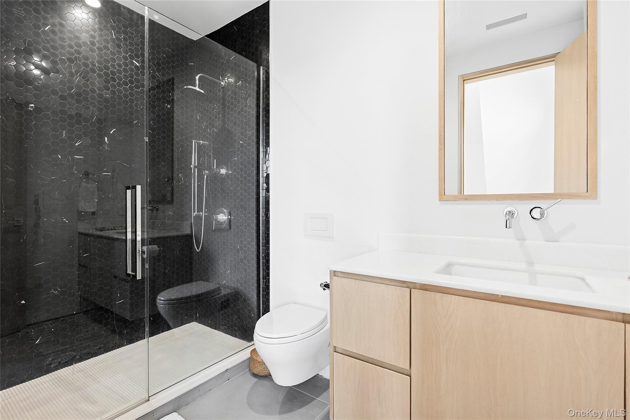 58 Clearview Farm Road, Southampton, NY 11968