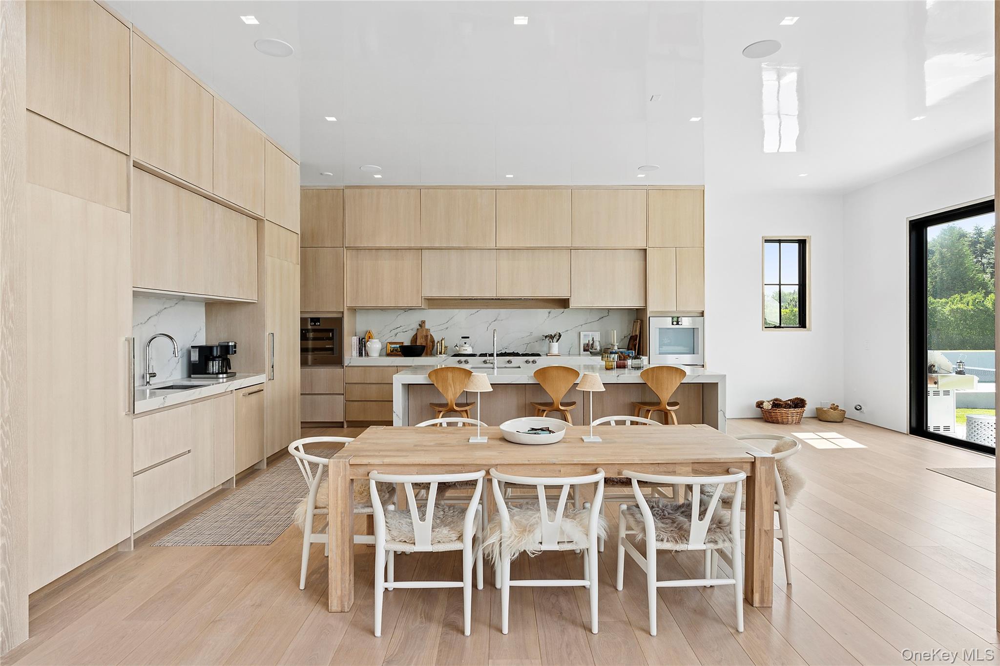 58 Clearview Farm Road, Southampton, NY 11968