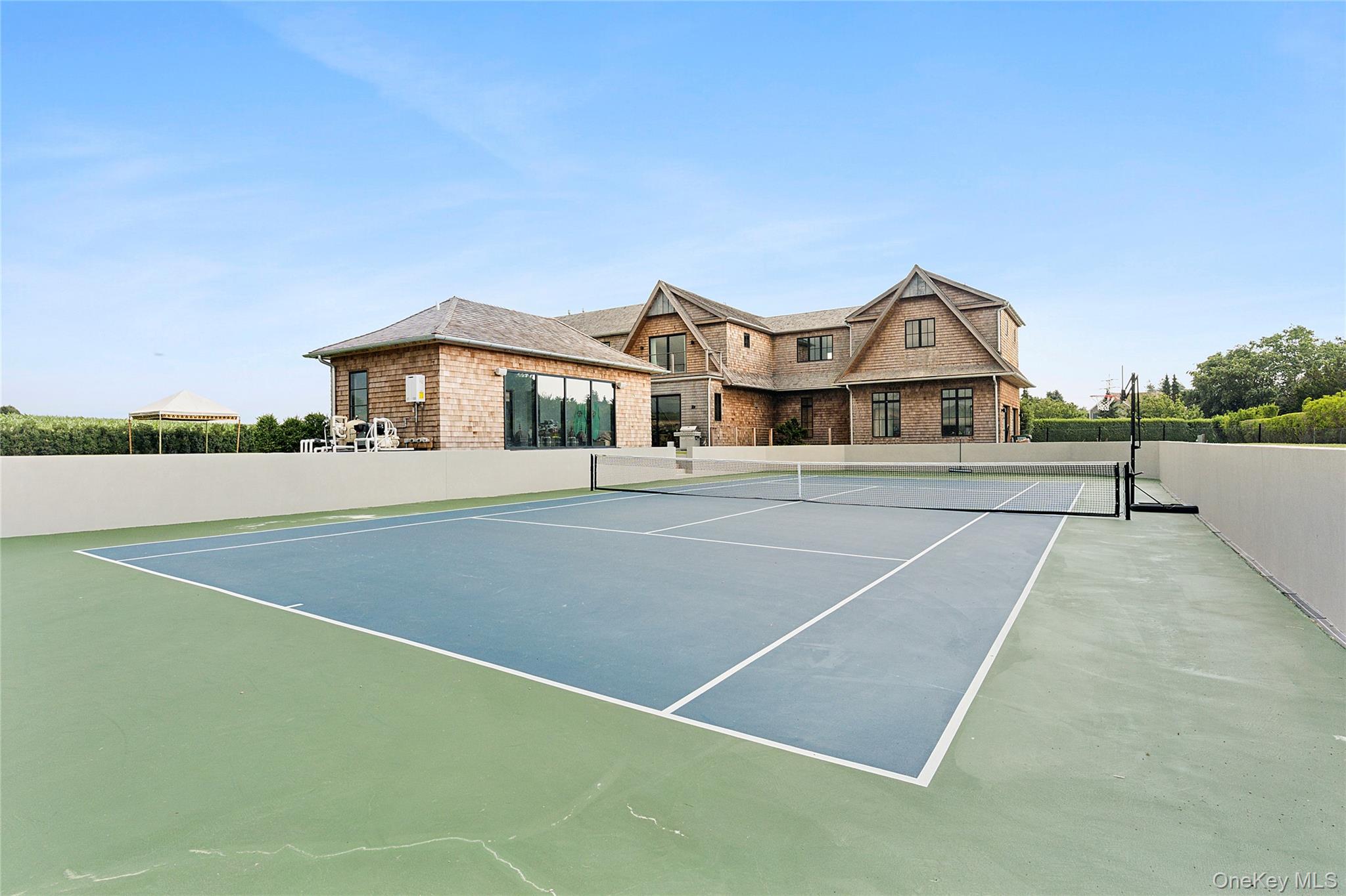 58 Clearview Farm Road, Southampton, NY 11968