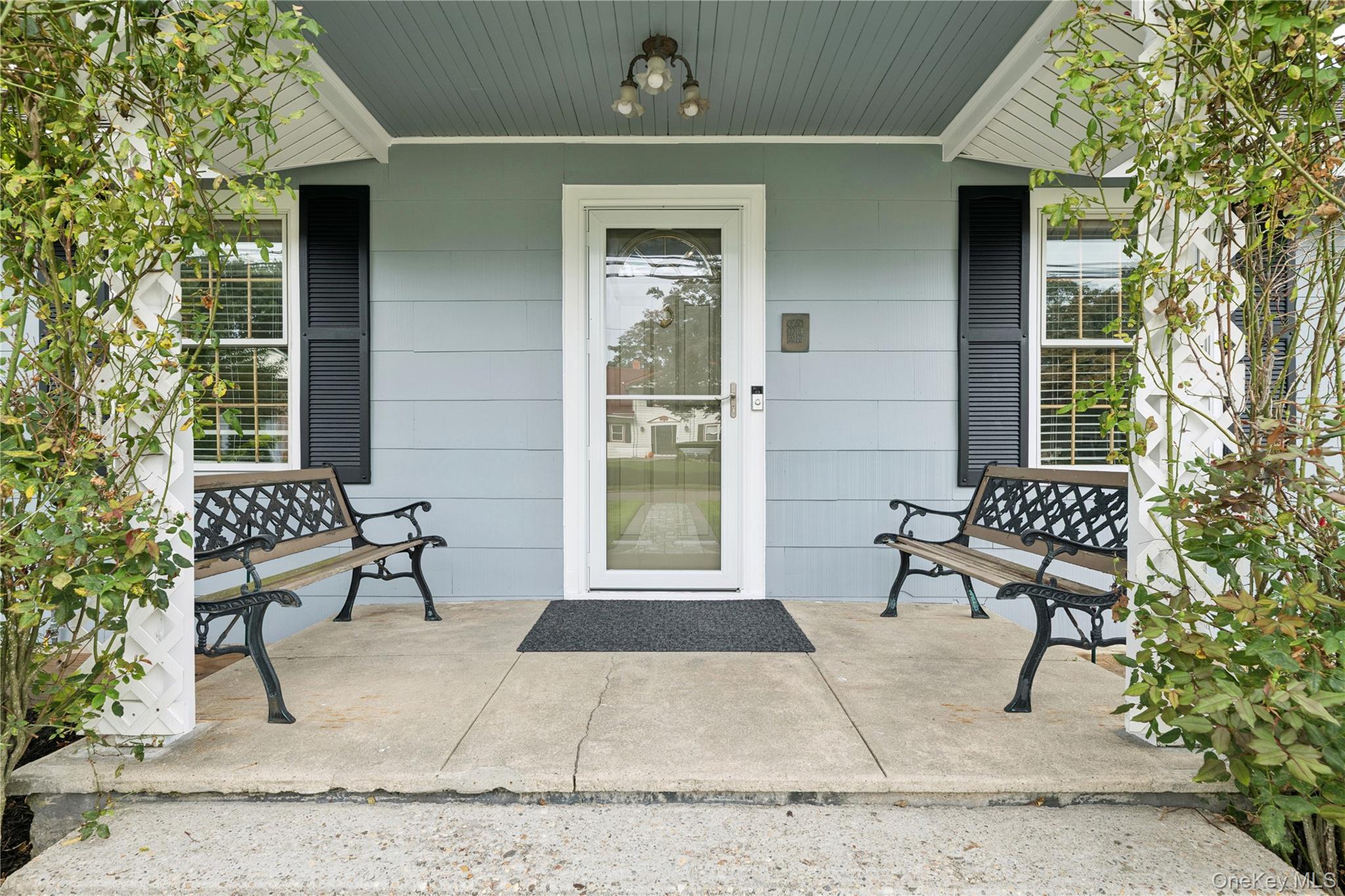 1014 Coates Avenue, Holbrook, NY 11741