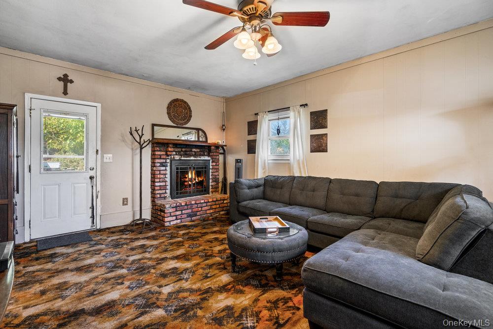 209 Claremont Avenue, West Babylon, NY 11704