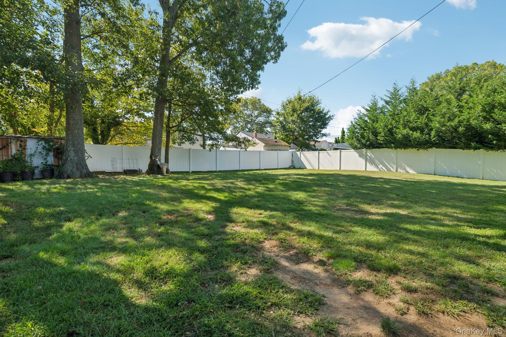 12 Wesleyan Road, Commack, NY 11725