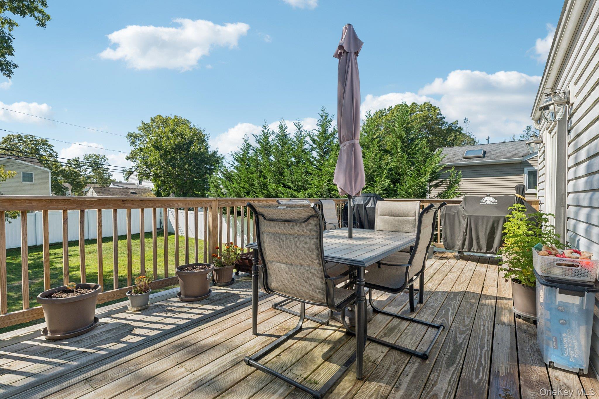 12 Wesleyan Road, Commack, NY 11725