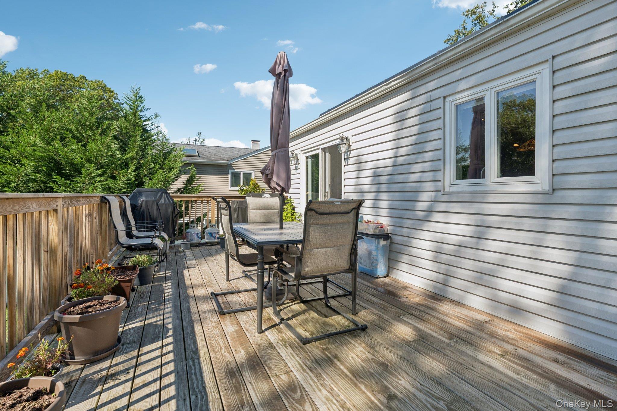 12 Wesleyan Road, Commack, NY 11725