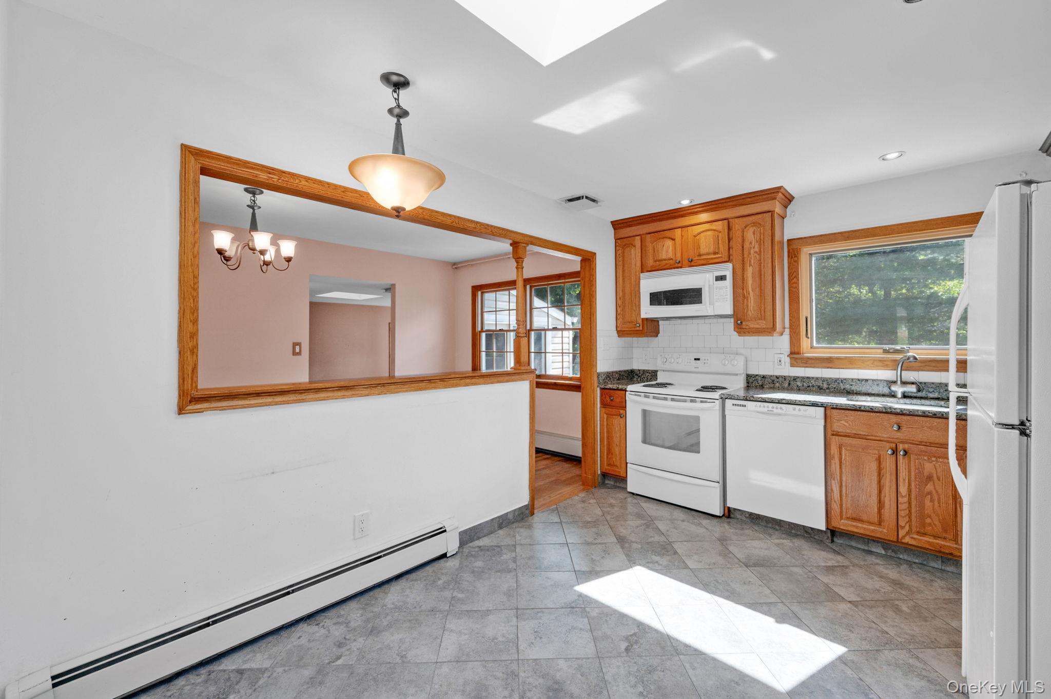 32 Seaman Neck Road, Dix Hills, NY 11746