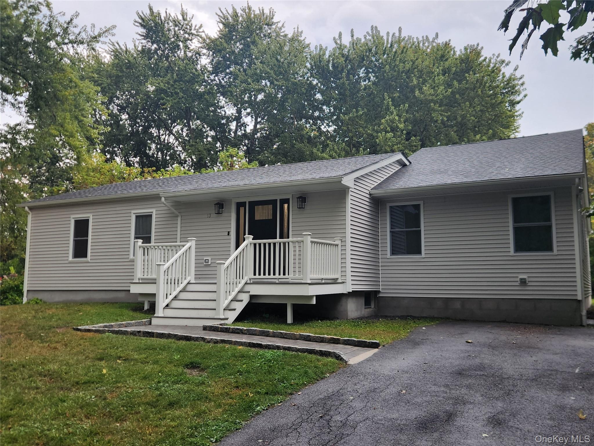 13 Maple Drive, Warwick, NY 10990
