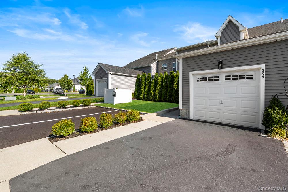 295 Silver Timber Drive, Yaphank, NY 11980