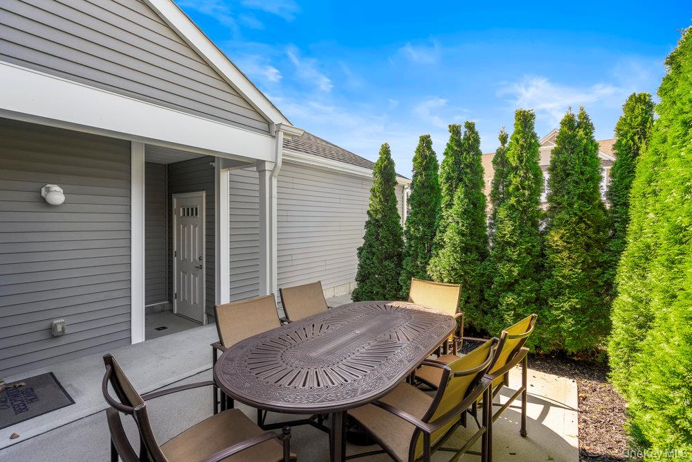 295 Silver Timber Drive, Yaphank, NY 11980