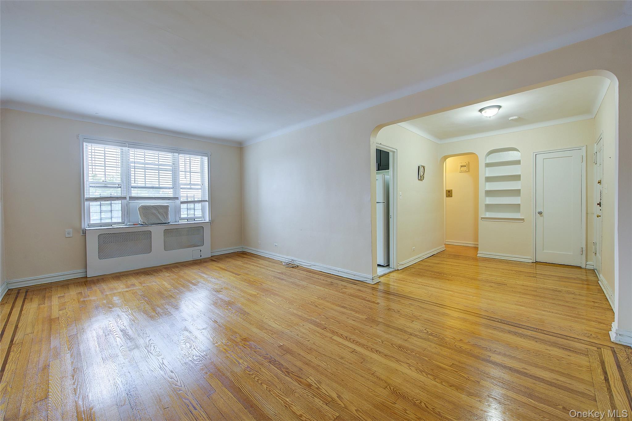 76-35 113th Street # 6C, Forest Hills, NY 11375