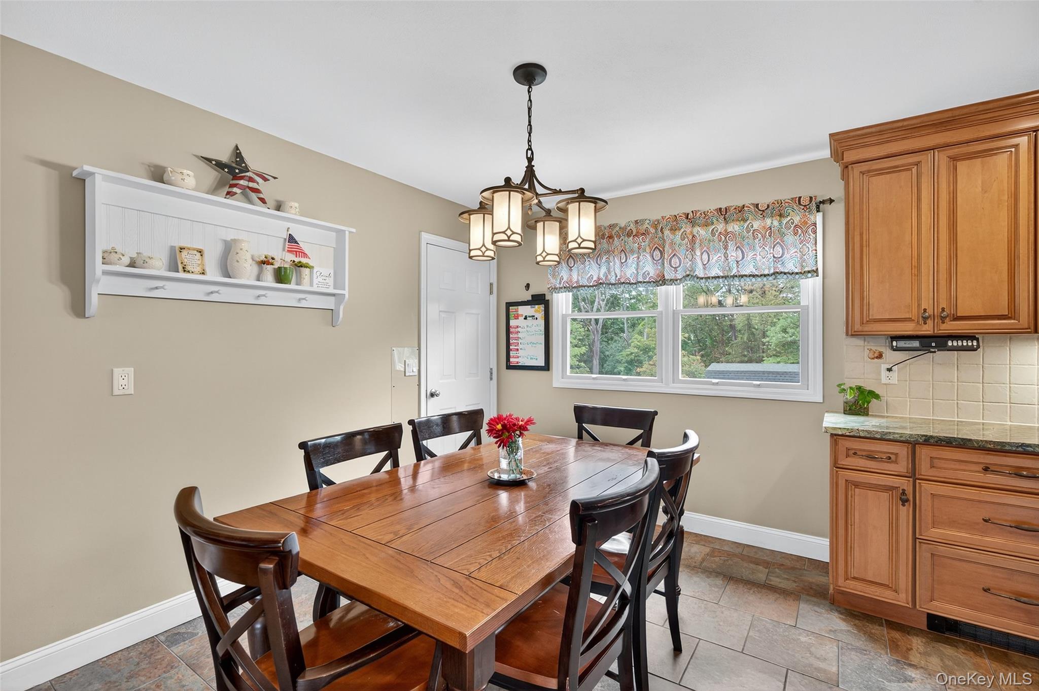 16 Puritan Lane, Washingtonville, NY 10992