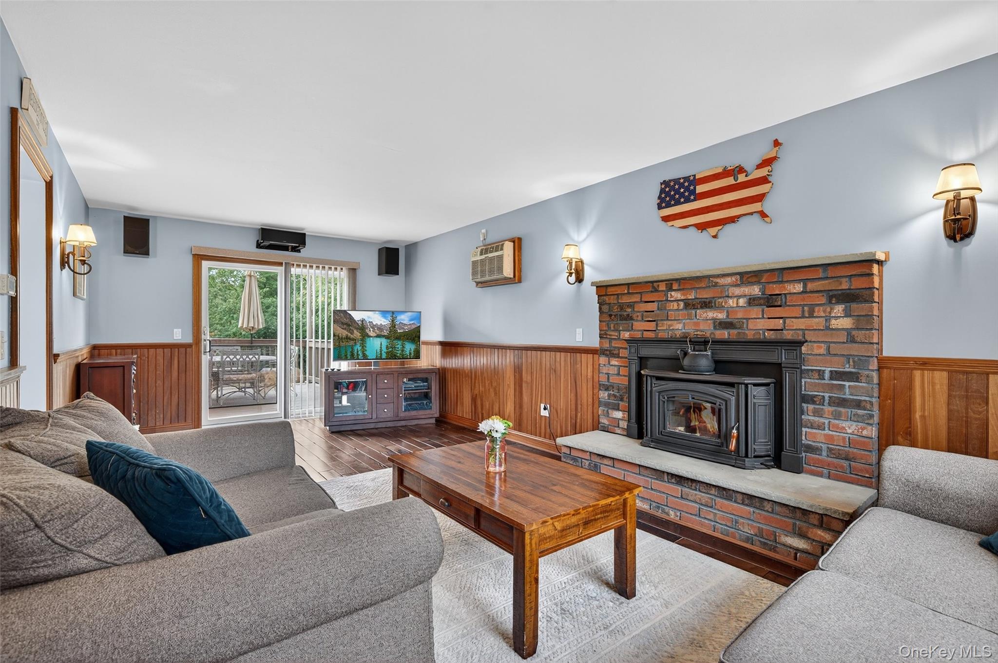 16 Puritan Lane, Washingtonville, NY 10992