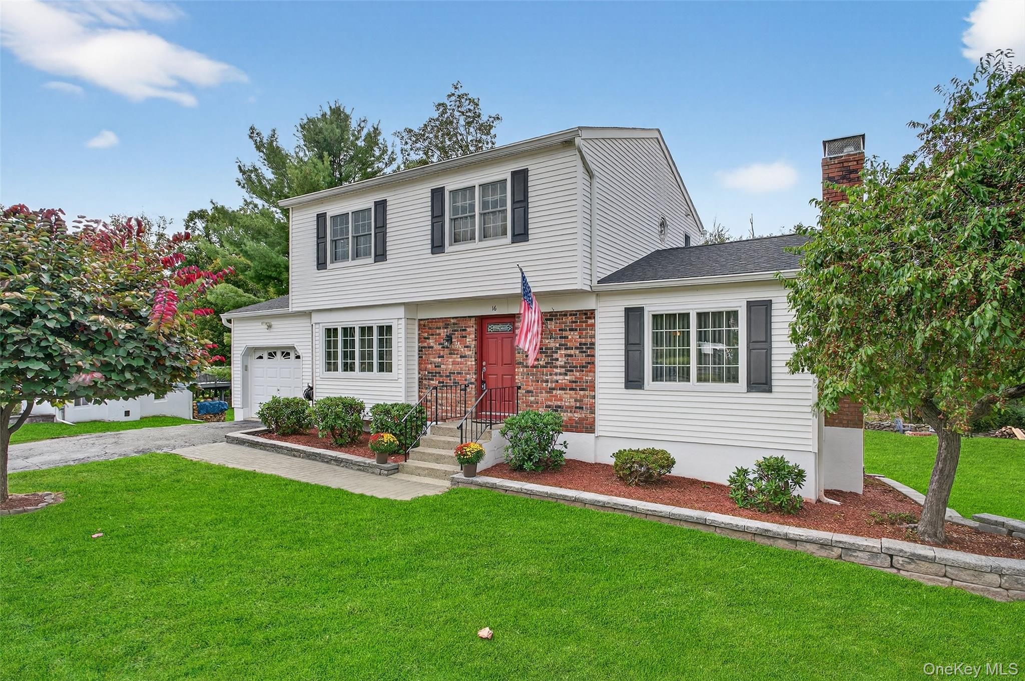 16 Puritan Lane, Washingtonville, NY 10992