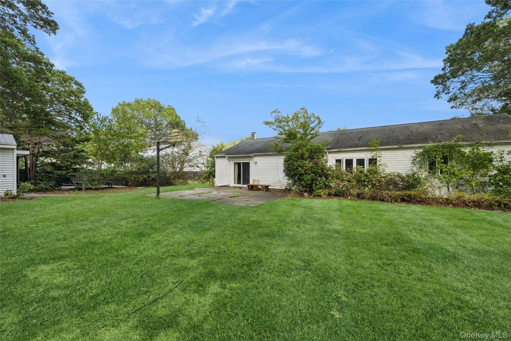 24 Woodbine Street, Coram, NY 11727