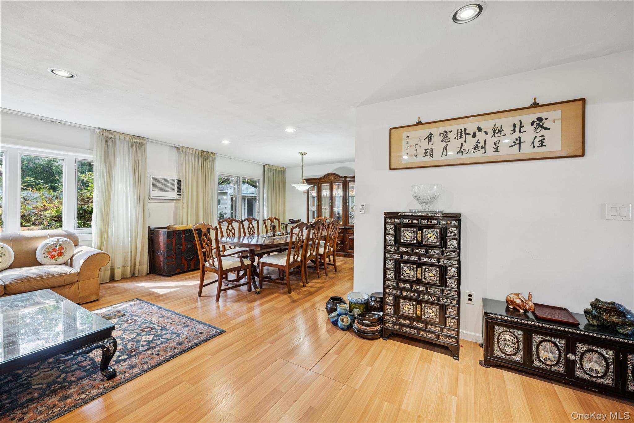 24 Woodbine Street, Coram, NY 11727