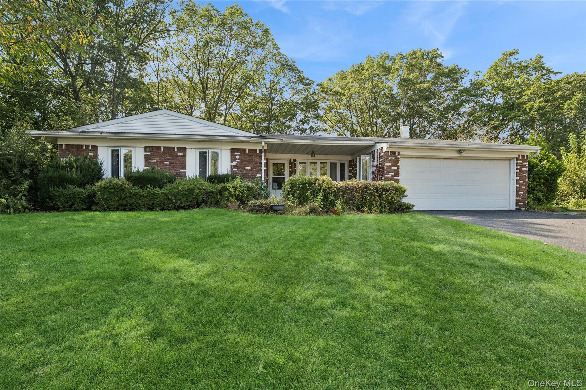 24 Woodbine Street, Coram, NY 11727