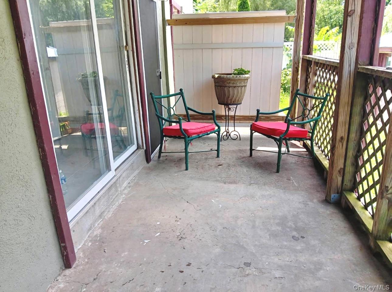 152 Forest Glen Road # #4, New Paltz, NY 12561