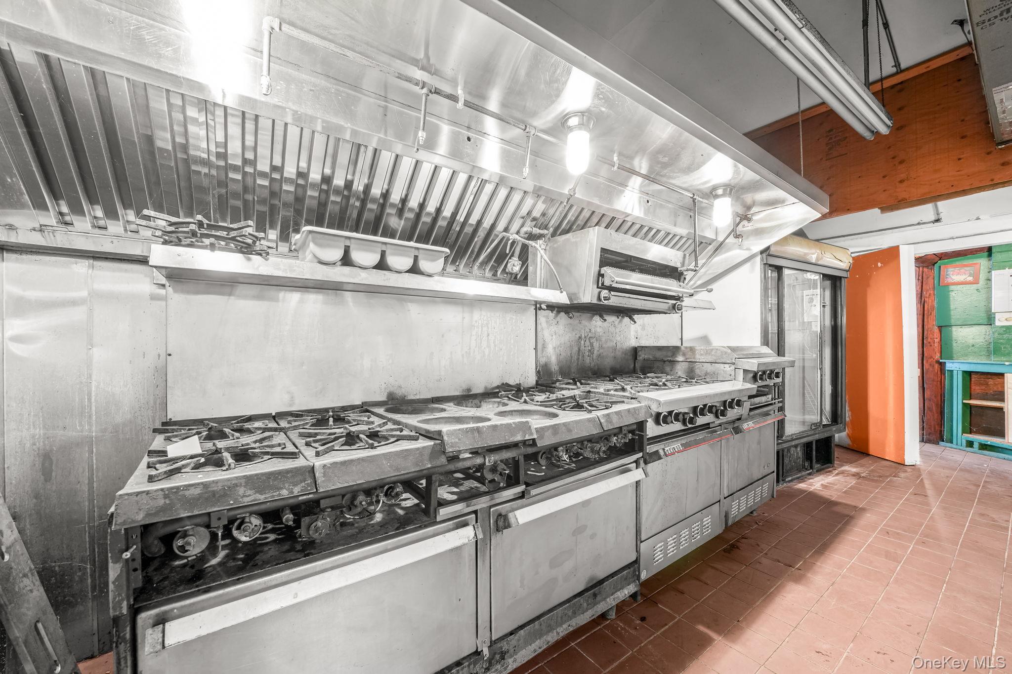 37 Oak Street, Greenwood Lake, NY 10925