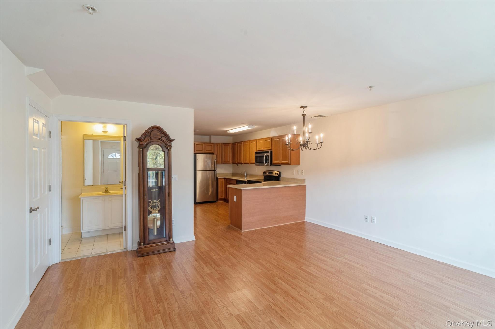 1133 Willow Lane, Valley Stream, NY 11580