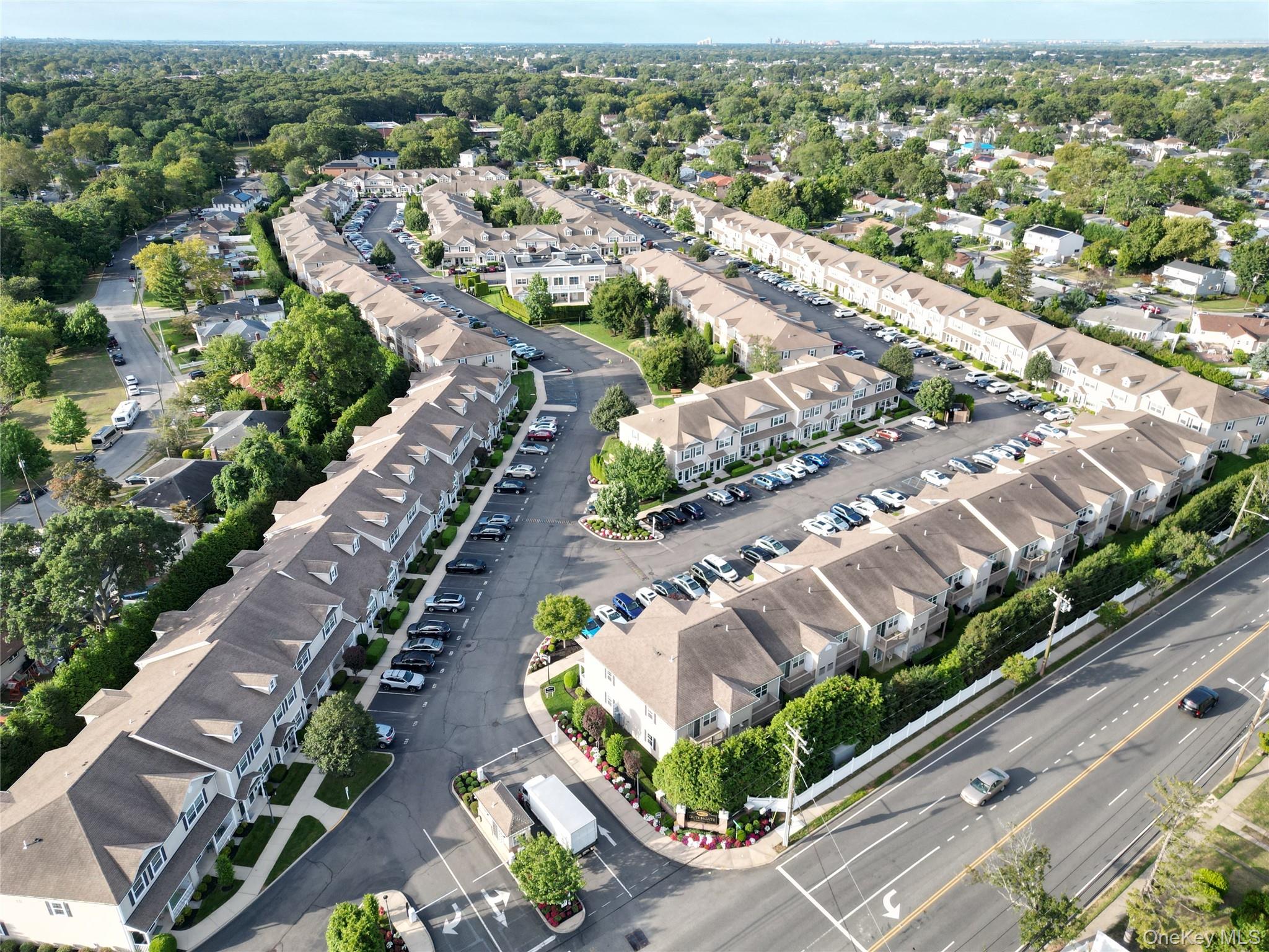 1133 Willow Lane, Valley Stream, NY 11580