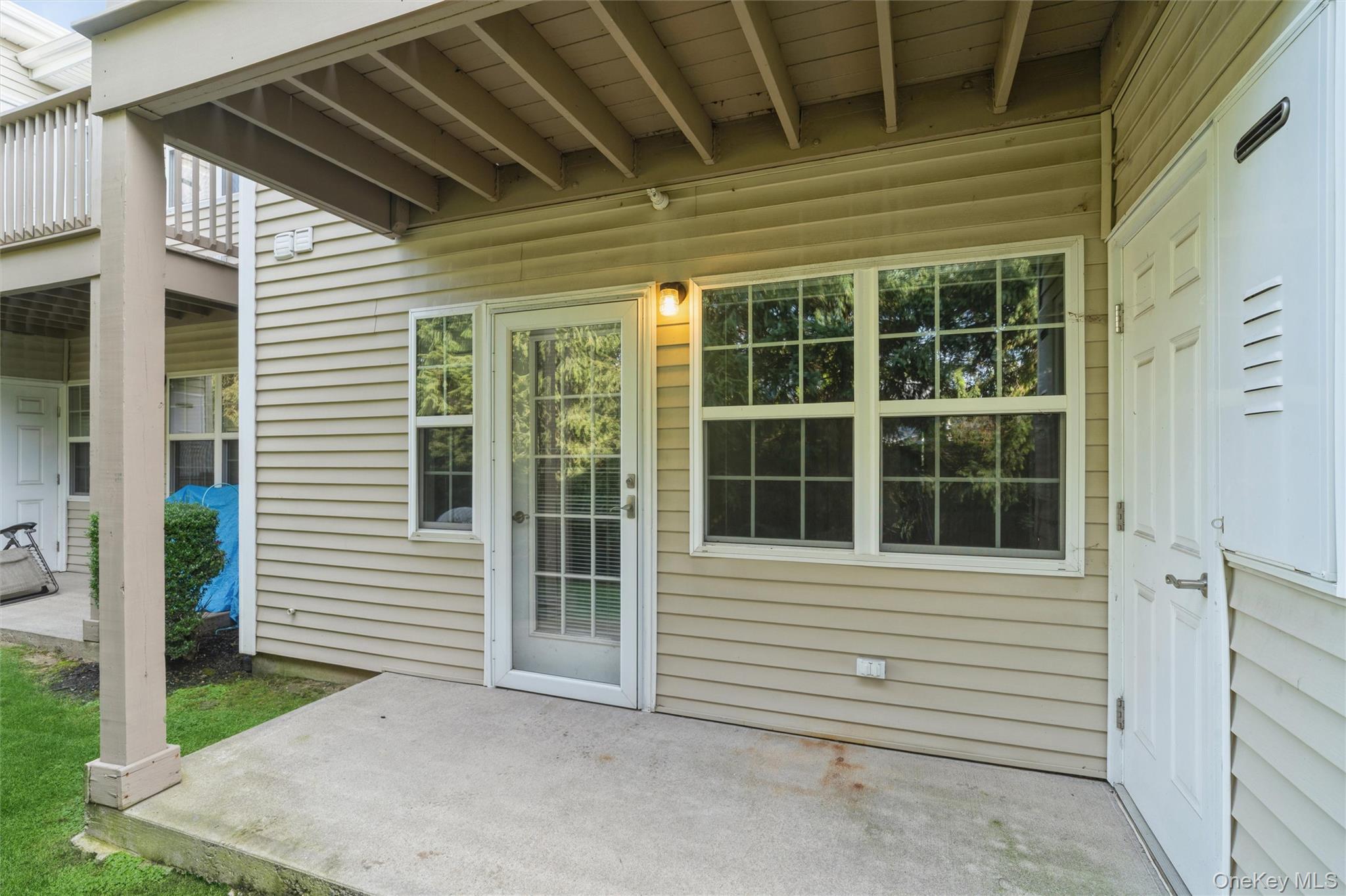 1133 Willow Lane, Valley Stream, NY 11580