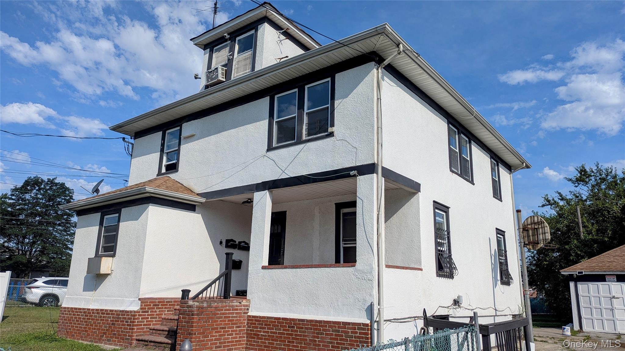 210 Pearl Street # 2S, Lawrence, NY 11559