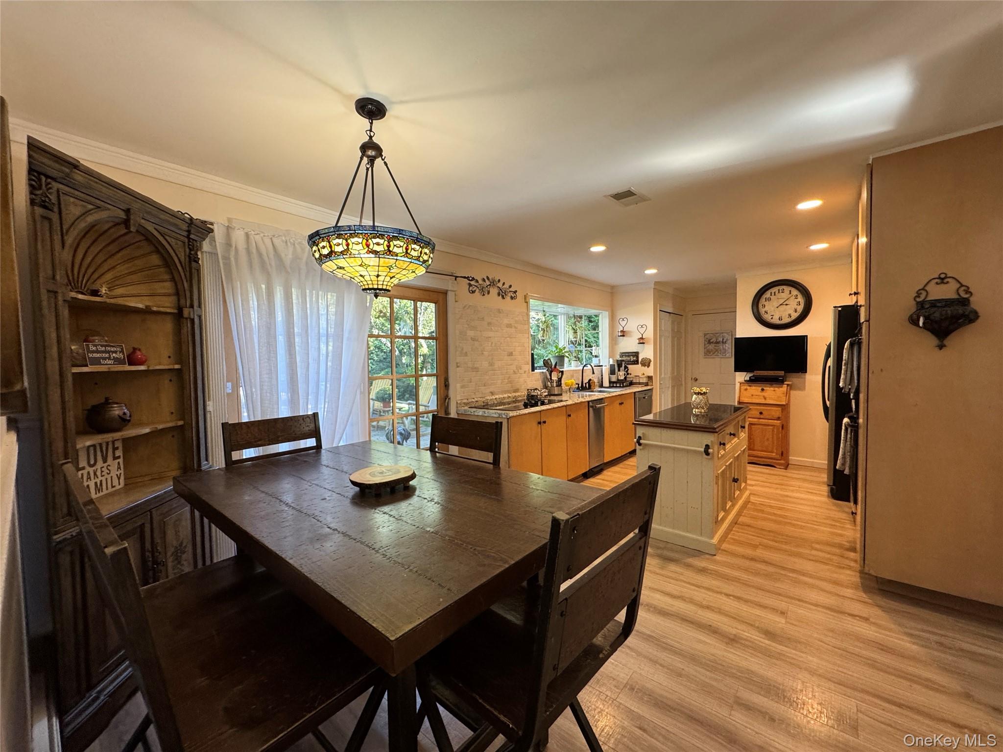 7 Kingston Road, Mount Sinai, NY 11766