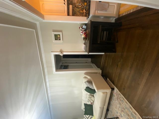 23 Old Mamaroneck Road # 2P, White Plains, NY 10605