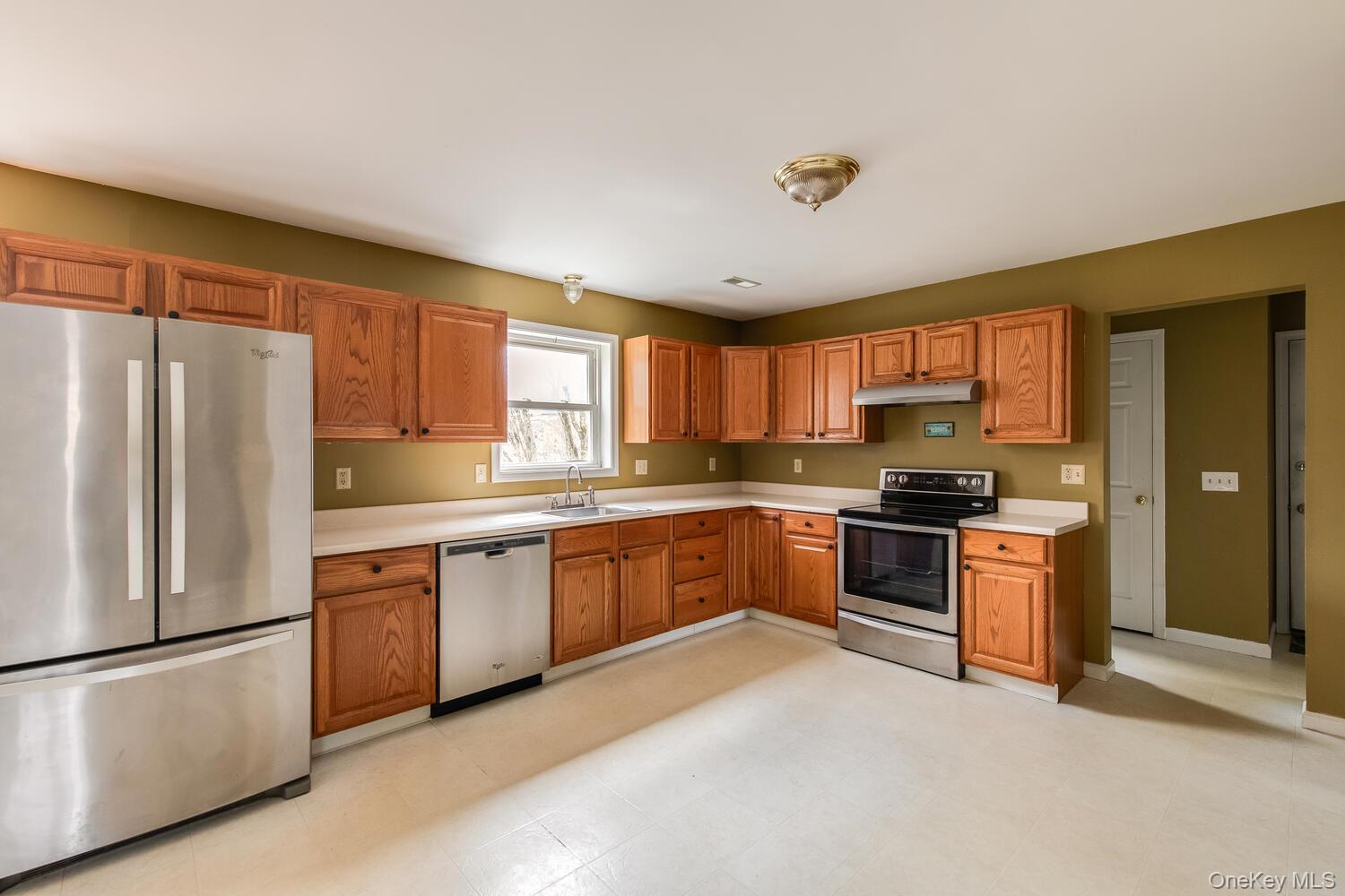 848 Route 216, Poughquag, NY 12570