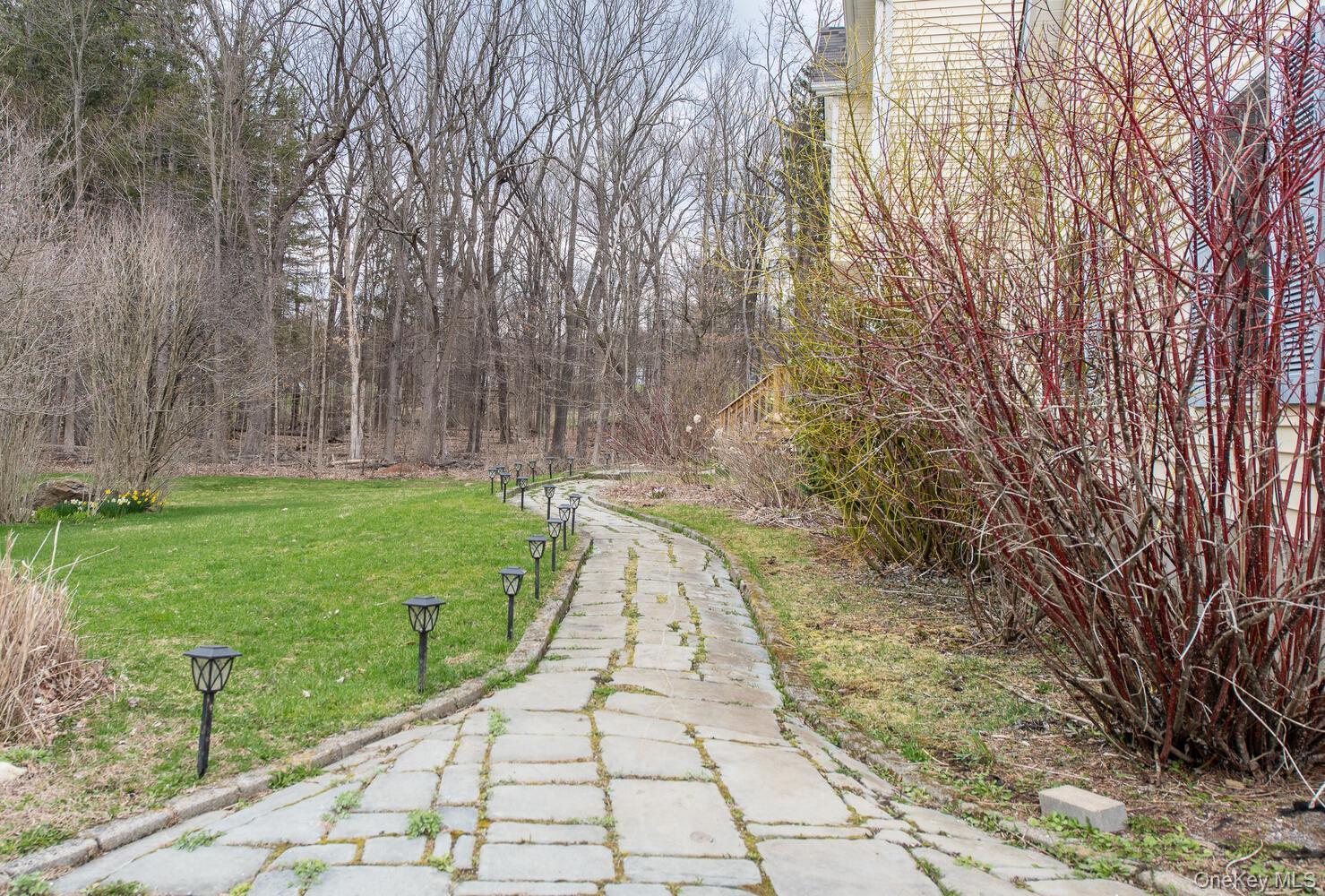 848 Route 216, Poughquag, NY 12570