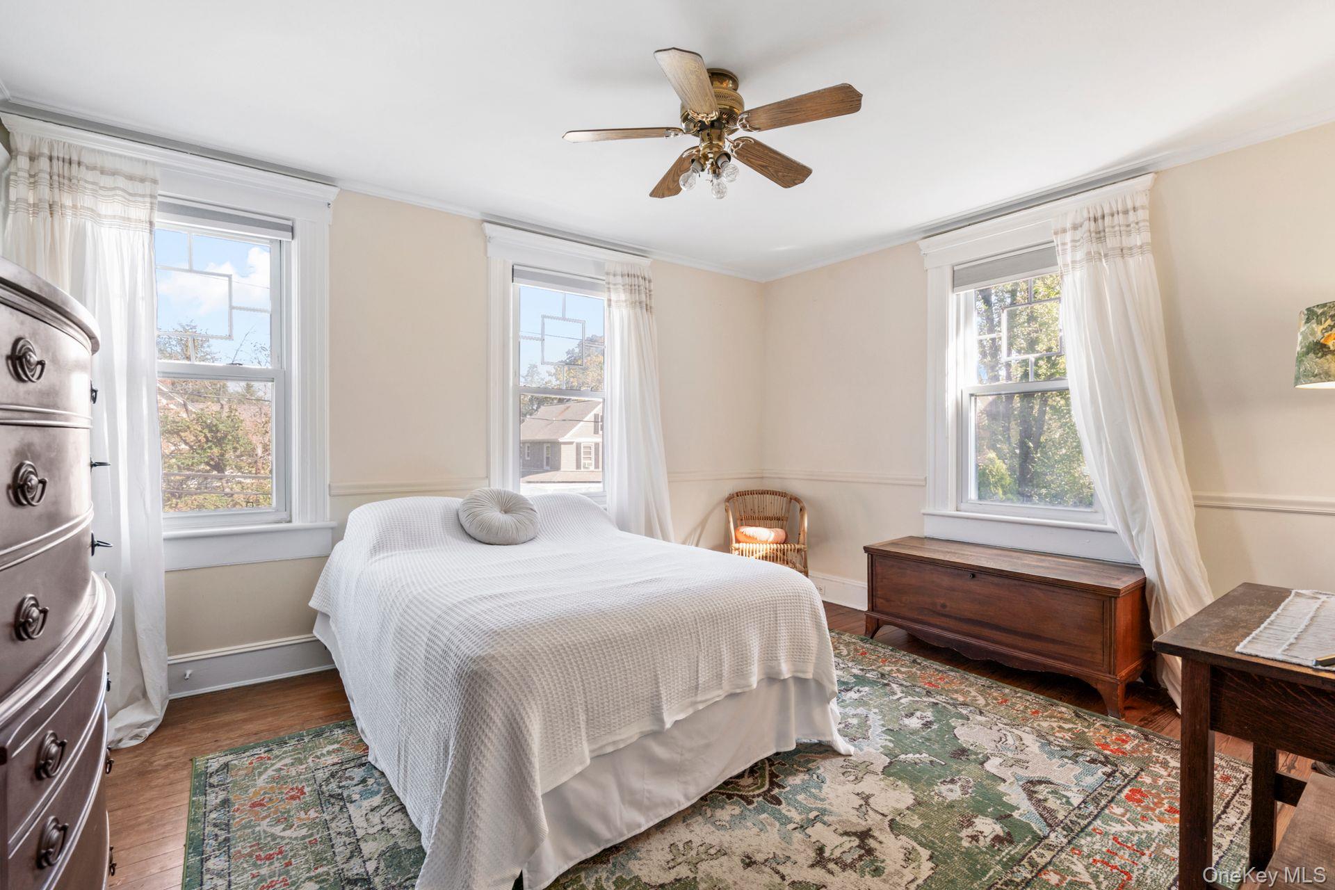 86 Elm Street, Huntington, NY 11743