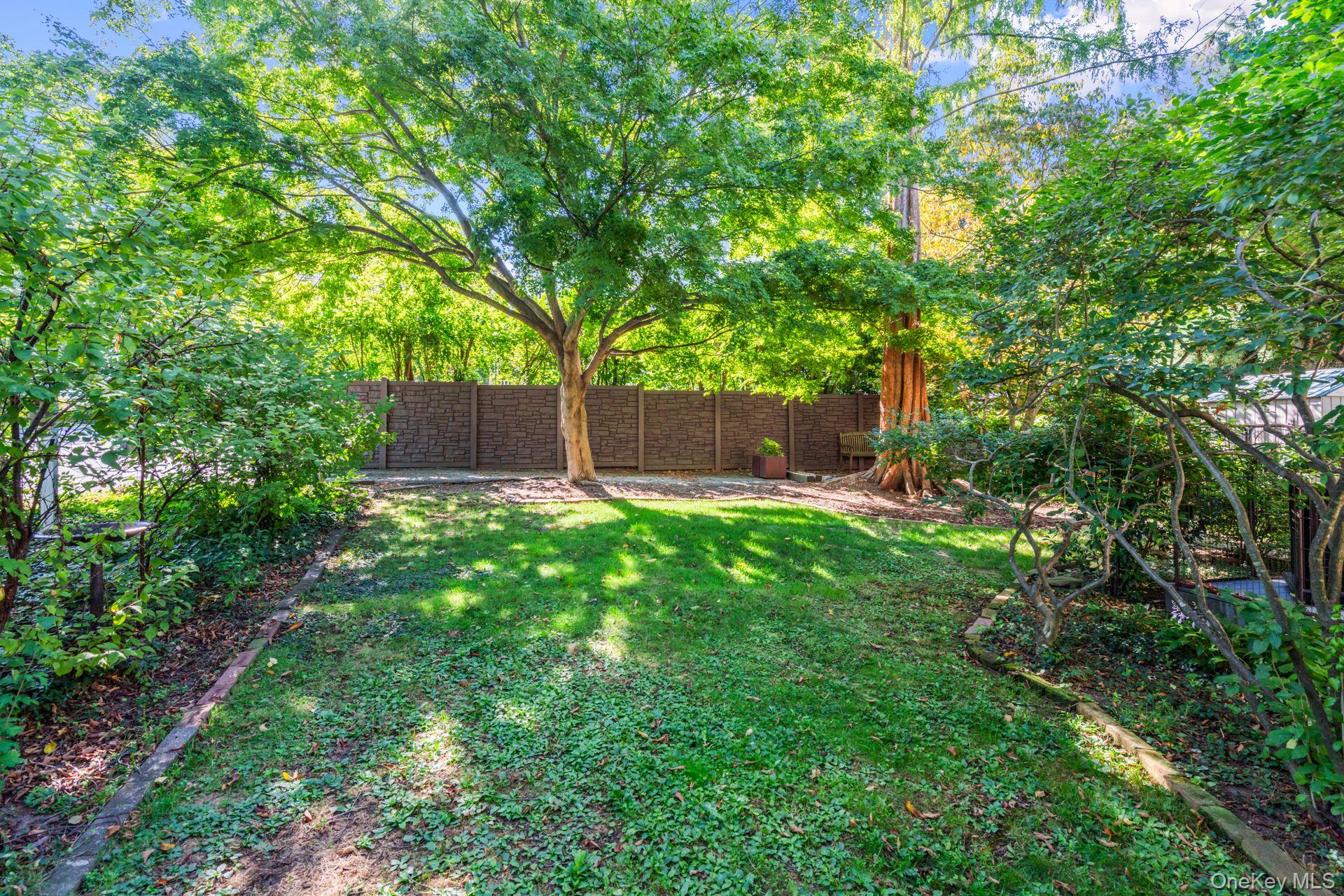 86 Elm Street, Huntington, NY 11743