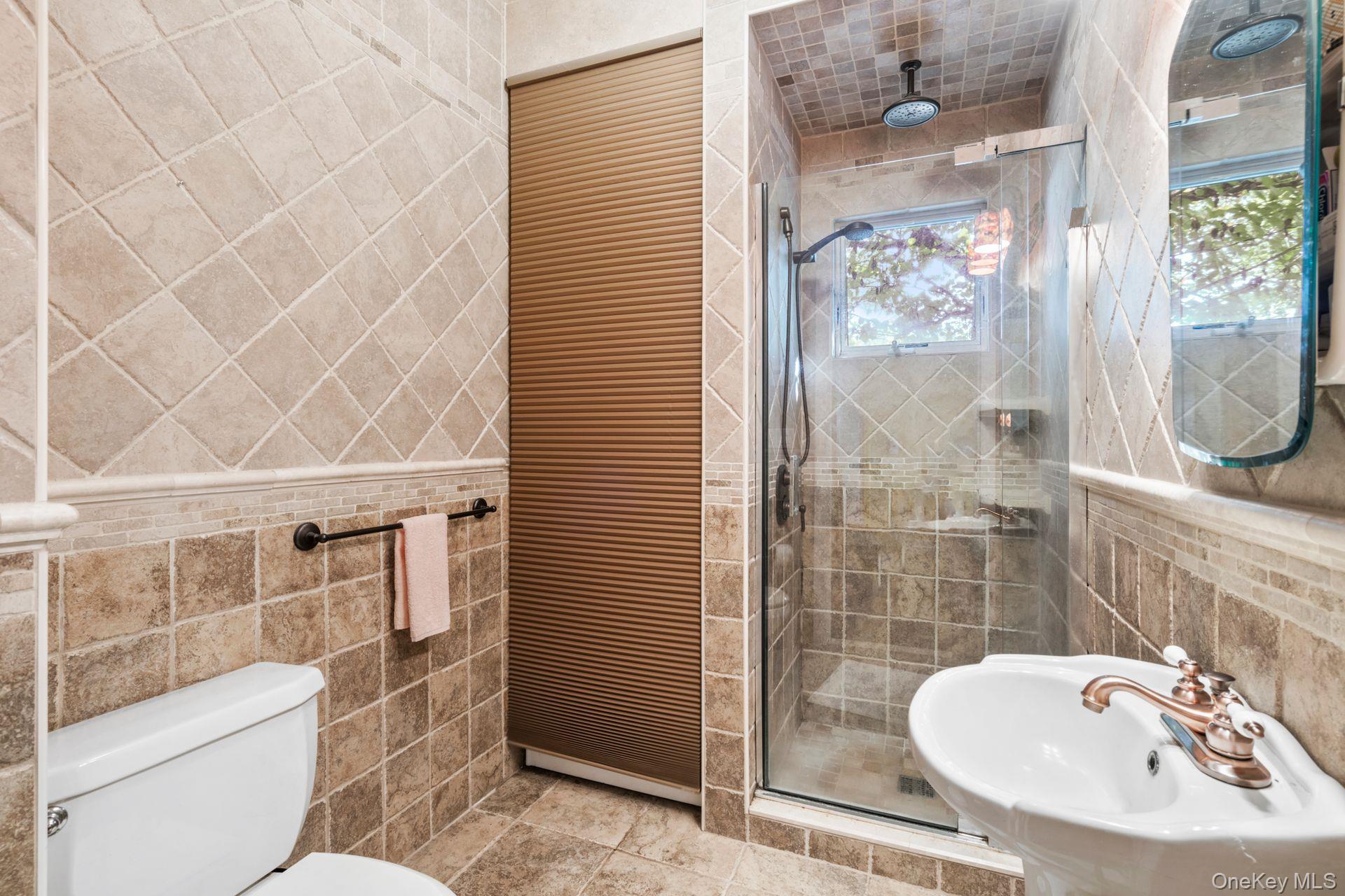 86 Elm Street, Huntington, NY 11743