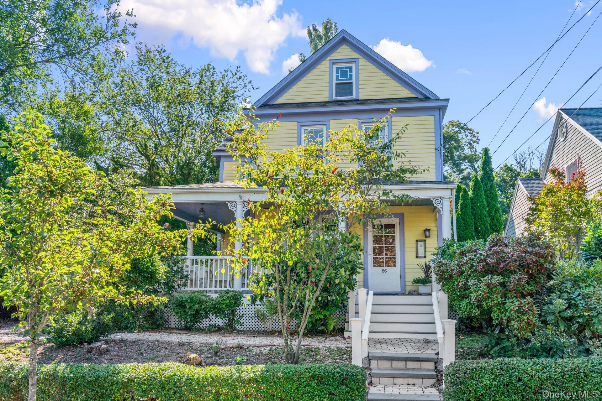 86 Elm Street, Huntington, NY 11743