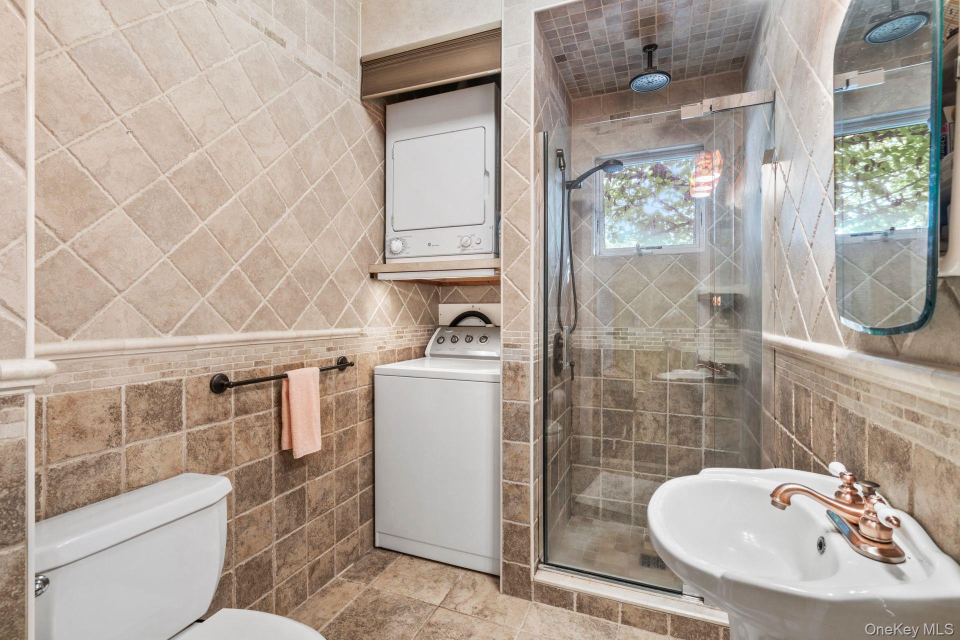 86 Elm Street, Huntington, NY 11743