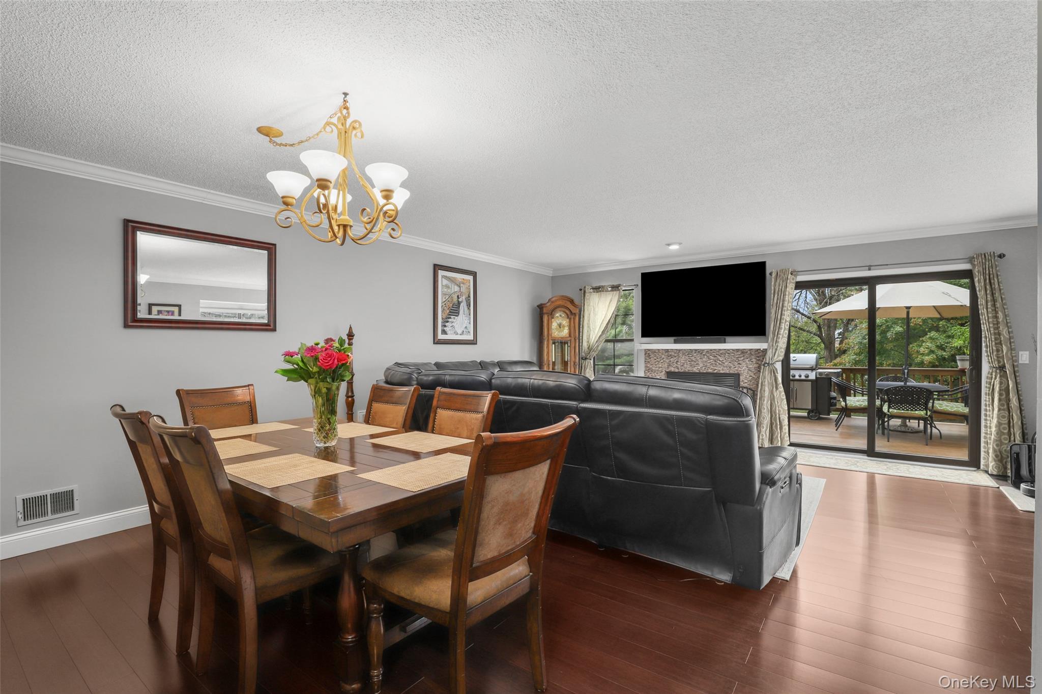 68 Jonathan Drive, Mahopac, NY 10541