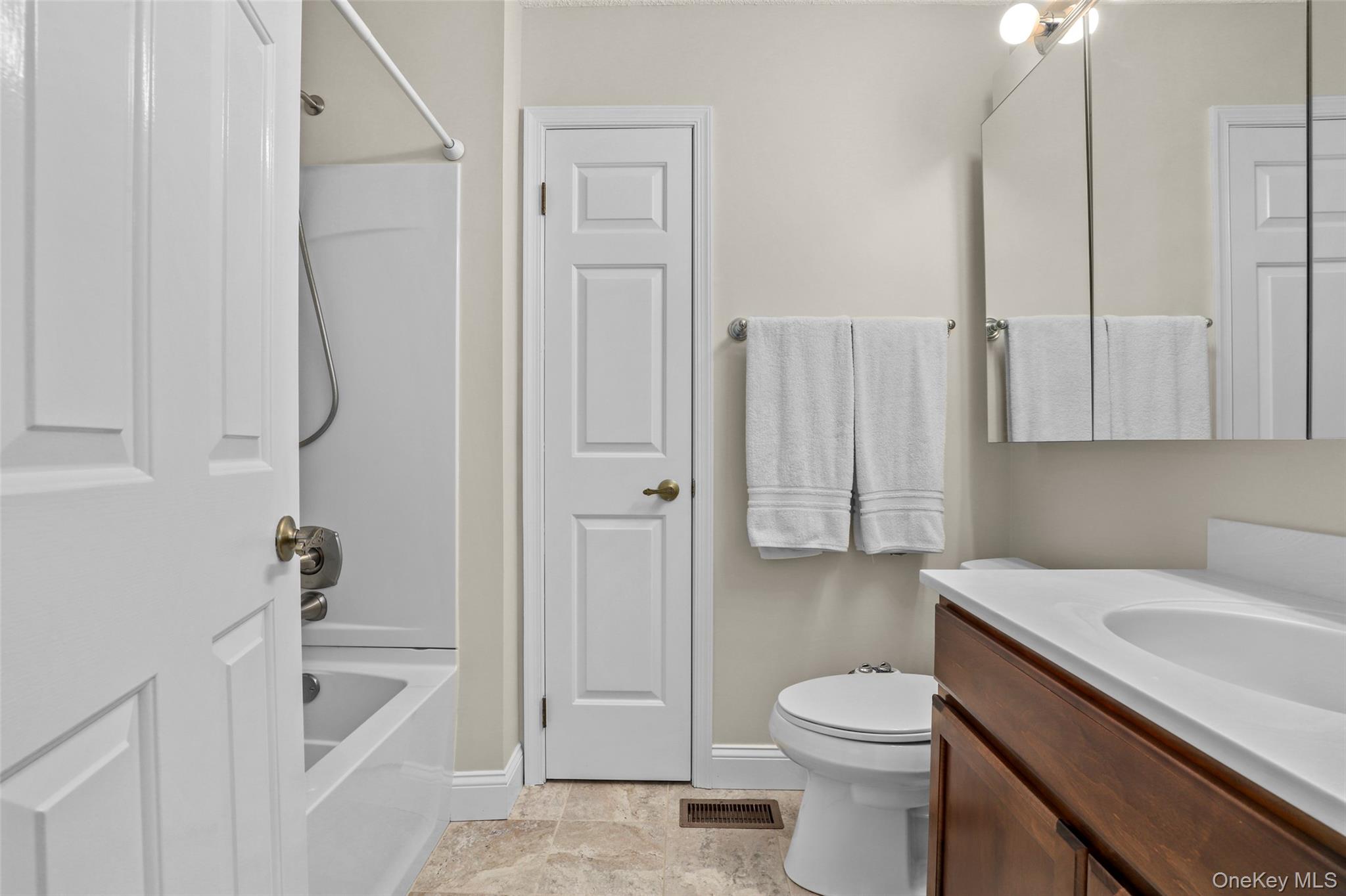 68 Jonathan Drive, Mahopac, NY 10541