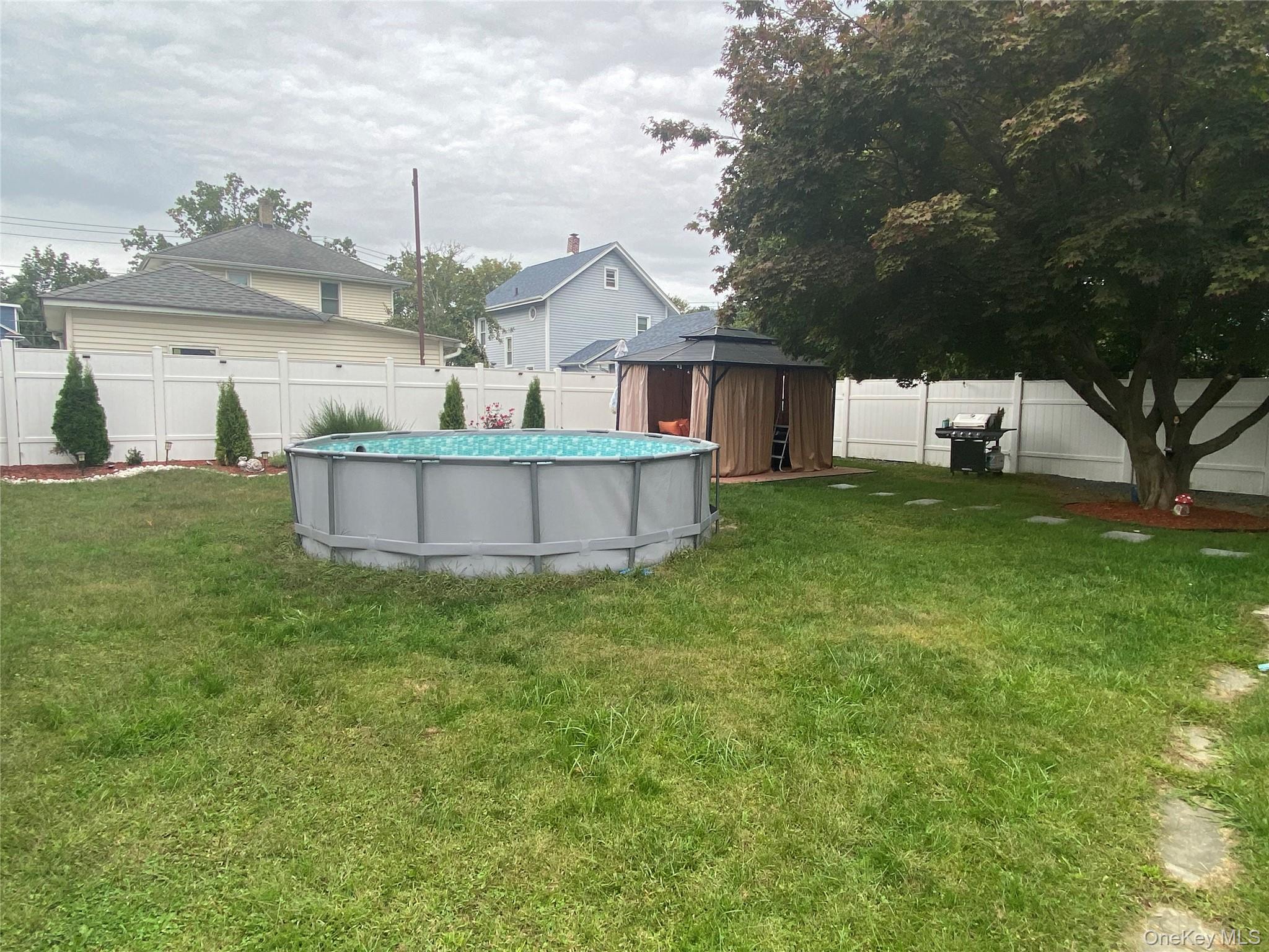 7 Woods Place, Middletown, NY 10940