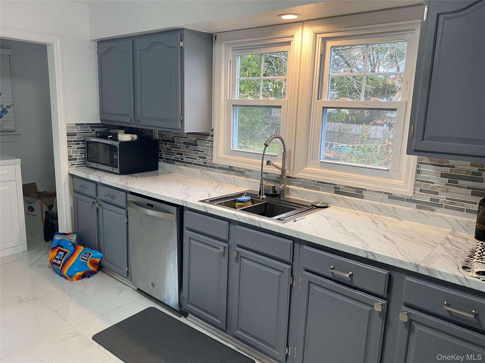 7 Woods Place, Middletown, NY 10940