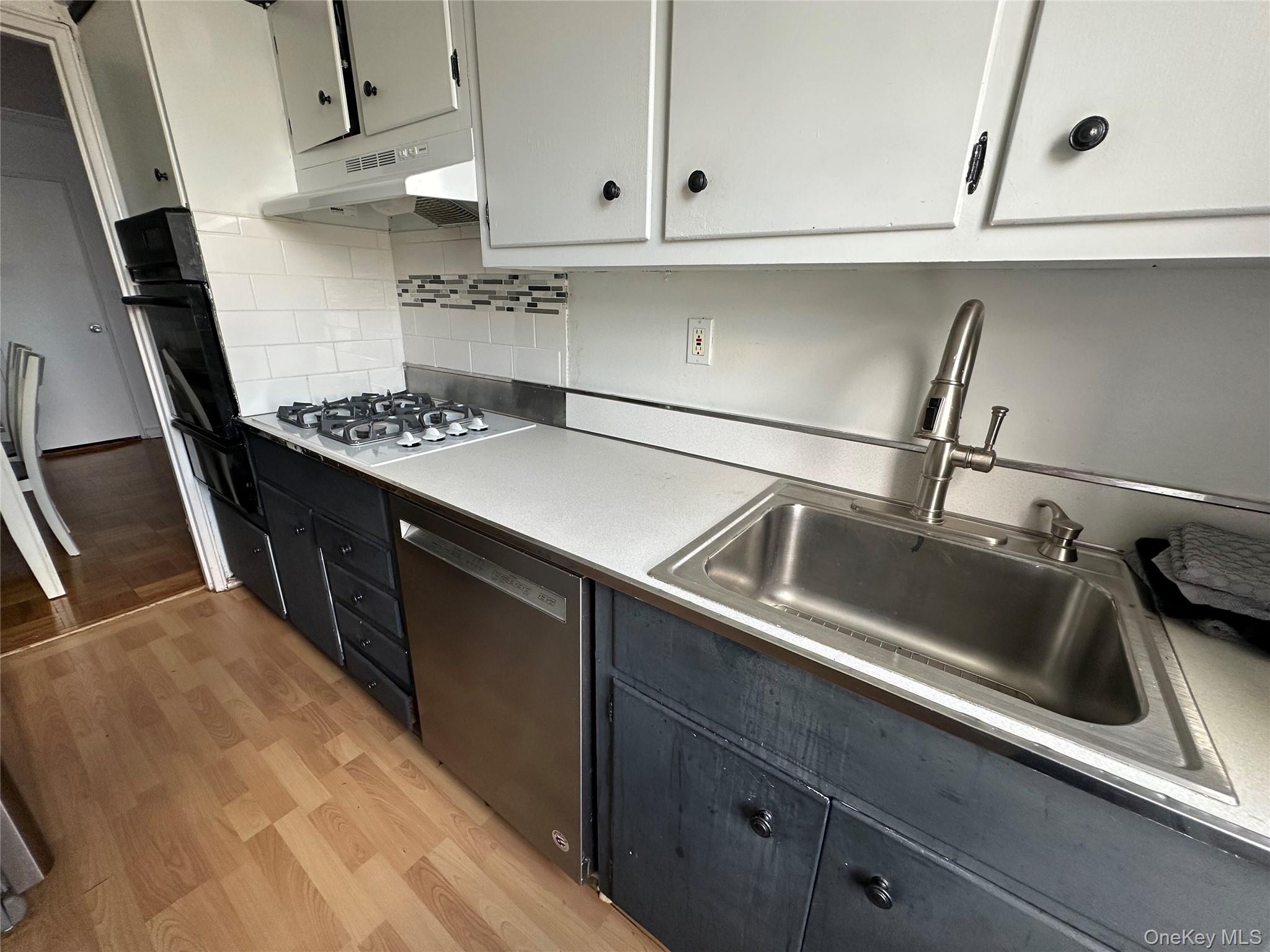 60 Hempstead Avenue # 1O, Lynbrook, NY 11563