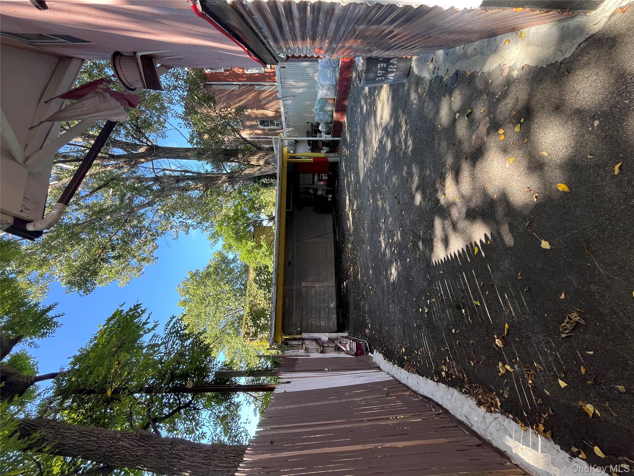 3935 Barnes Avenue, Bronx, NY 10466