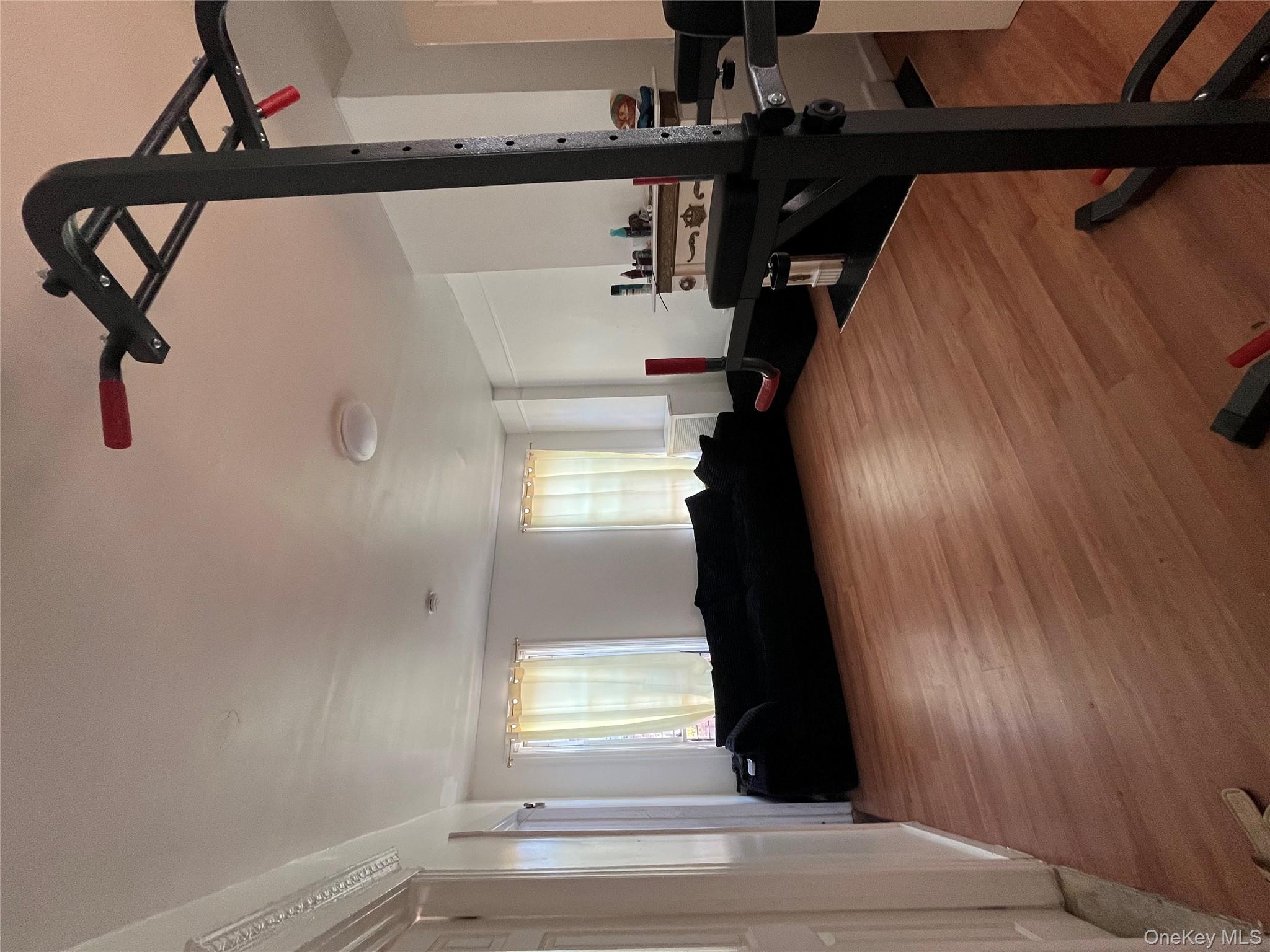 3935 Barnes Avenue, Bronx, NY 10466