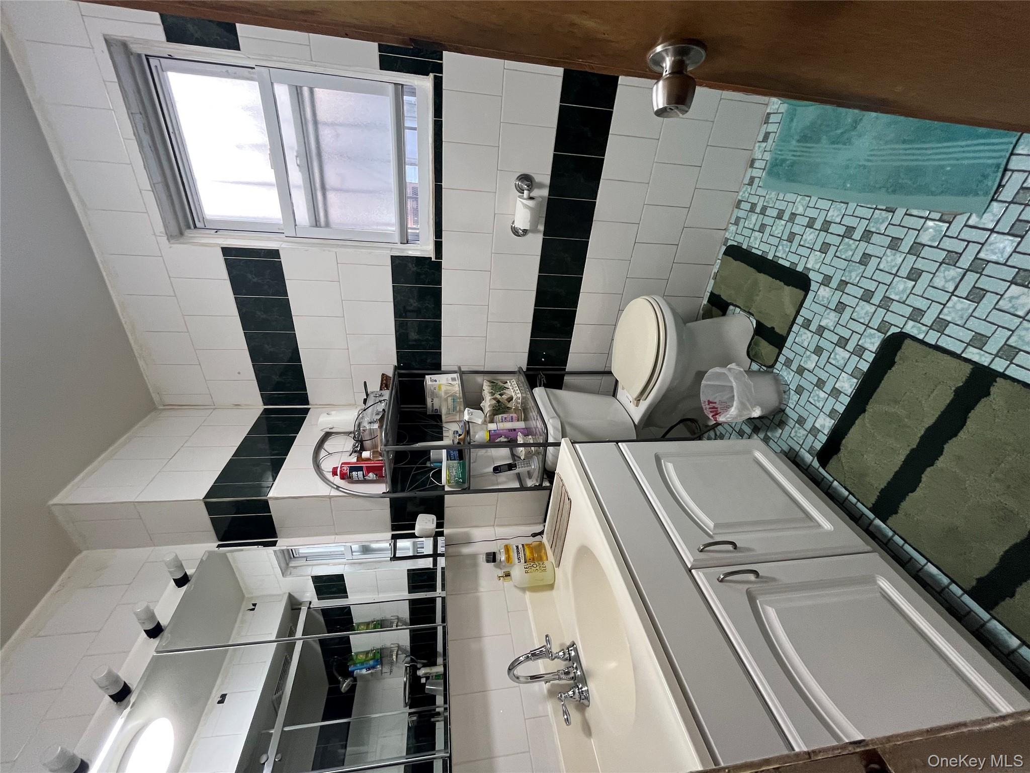 3935 Barnes Avenue, Bronx, NY 10466