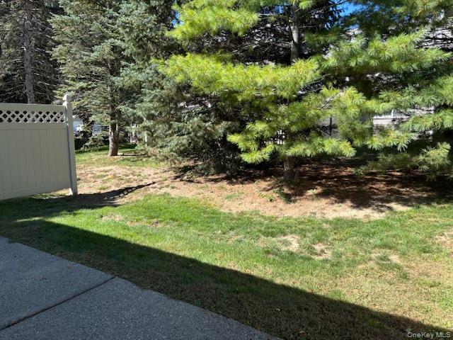 35 Deer Crossing Drive, Fishkill, NY 12524