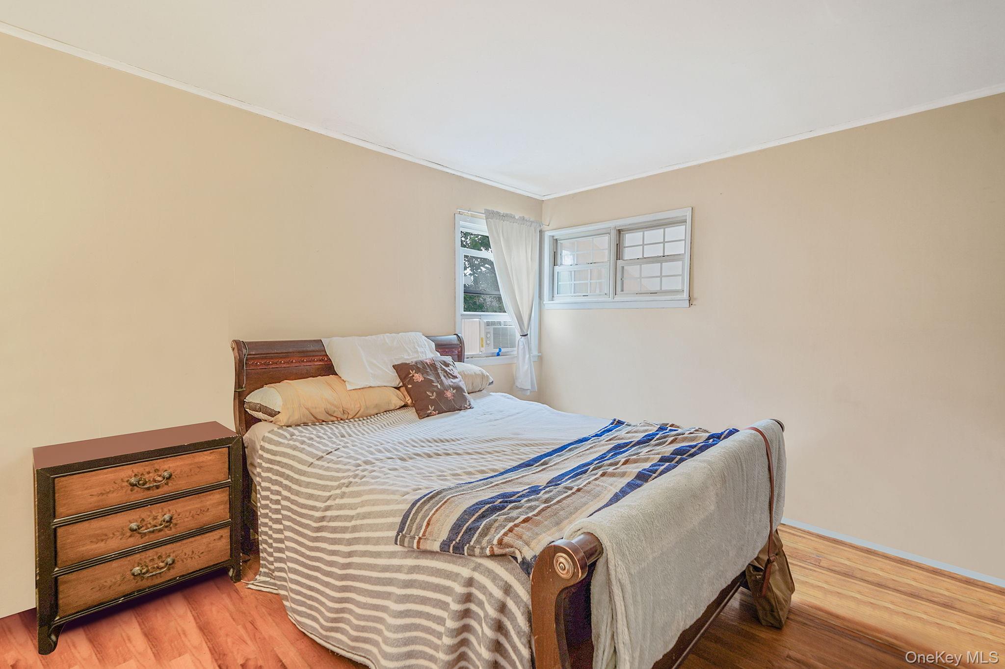 361 35th Street, Lindenhurst, NY 11757